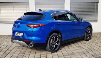 Stelvio 2.0i 280k AWD Veloce - 4