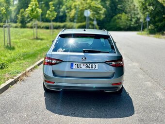 Škoda Superb 2.0 TDI Sportline 110kw DSG - 4