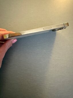 iPhone 13 Pro 256GB zlatý - 4