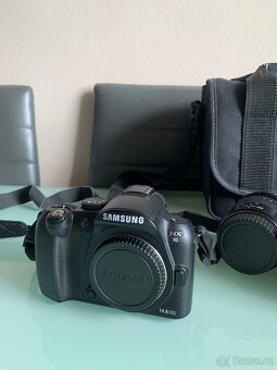 Samsung NX10 + 18-55 mm + 50-200 mm + příslušenství - 4