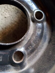 5,5x14 4x100 et46 ocelové disky Hyundai/Kia - 4