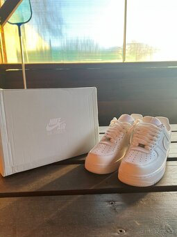 Air Force 1 - 4