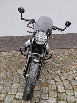 Moto guzzi V7 - 4