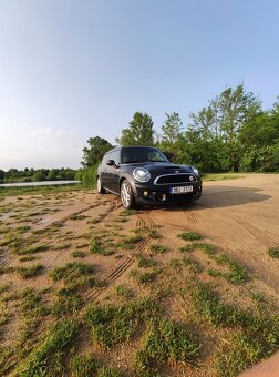 MINI COOPER S CLUBMAN 1.6 135KW (184hP) 2011 - 4