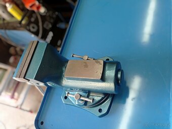 Svěrák York 100L - 4