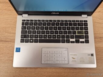Notebook Asus (E410MA-EK016T) bílý - 4