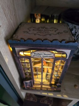 2. Dřevěná dekorace book nook - 4