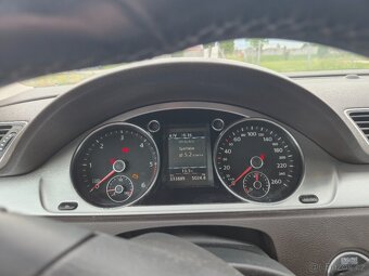 Volkswagen Passat, 2.0 TDI, Highline - 4