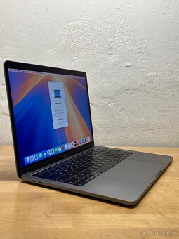 MacBook Pro 2019/16GB RAM/Intel i5/256GB SSD/Záruka - 4
