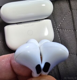 Originál Apple AirPods MLWK3TY/A - 4