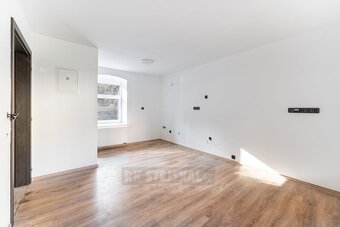 Prodej bytu 2+kk ve Vimperku (26 m²) - 4