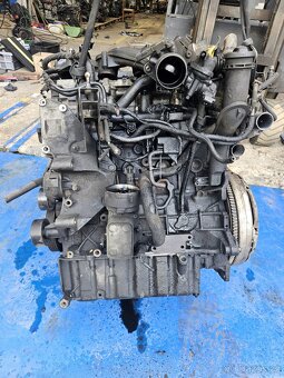 Motor Ford Mondeo 2.0 103 kW - 4