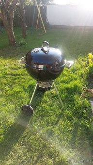 Gril Weber Master-Touch GBS E-5750, 57 cm - černý - 4