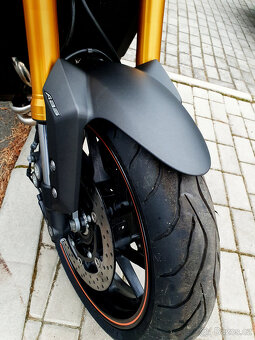 Yamaha MT09 - 4