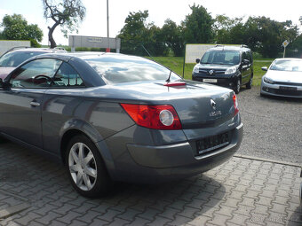 Megane cabrio 2,0 16V-99kW KARMANN - 4
