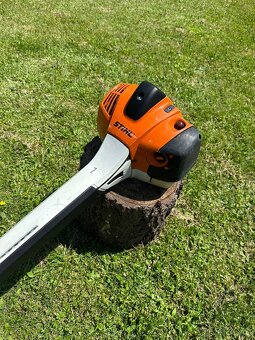 Profesionální křovinořez stihl fs490 - 4
