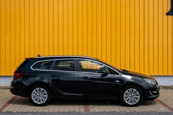 Opel Astra Sport Tourer ST 2.0 CDTI - 4
