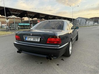 BMW e38 728i - 4