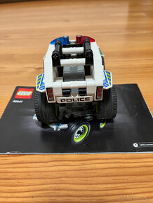 LEGO 42047 Policejní zásahový vůz - 4