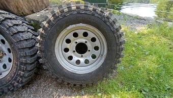 Kompletní 4X4 kola Pneus Ovada Super Trak Suzuki 205/70 R15 - 4