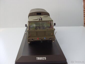 Model TATRA 813 8x8 KOLOS 1:43-zelená - 4