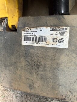 Prodám podlahový stroj Karcher BR 40/25 C Ep - 4