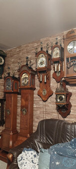 Prodám dvoje podlahové hodiny ve výborném stavu. - 4