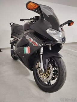 Aprilia RST 1000 Futura - 4