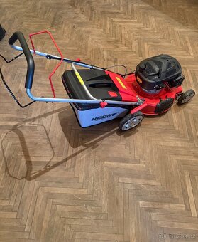 Nová sekačka HECHT 5551 SX - 4