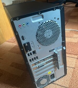 HP Pavilion Gaming 690 - 4