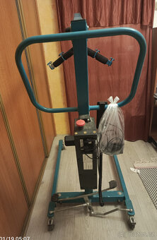 Elektrický invalidní zvedák FOLDY - 4