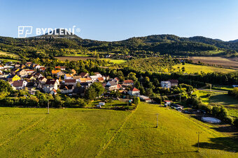 Prodej stavebního pozemku 2204m² - 4