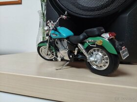 Model motorky - 4