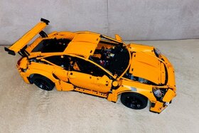 LEGO 42056 - Porsche 911 GT3 RS - 4