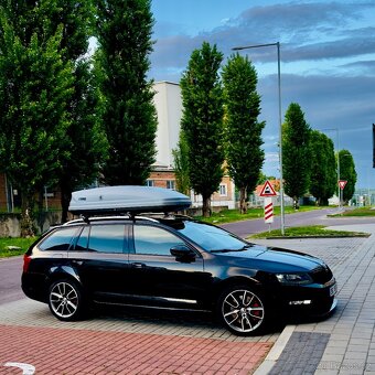 ŠKODA OCTAVIA 3. RS 2,0 TDI Servisní kniha - 4