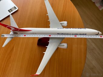 Prodej modelu letadla 1:100 - 4