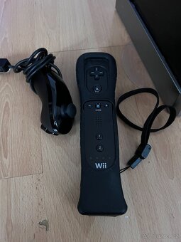 Prodám Nintendo Wii (čipnuté) + hry a příslušenství - 4