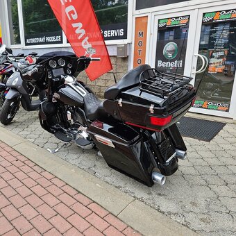Harley-Davidson FLHTCU Electra Glide Ultra Classic - 4