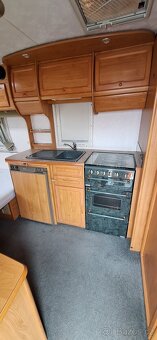 Karavan Coachman - 4
