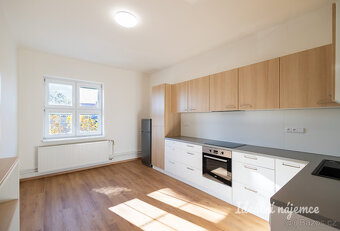 Pronájem bytu 3+1, Saratovská, Strašnice, 28 900Kč/měs, 93 - 4