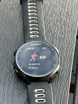 Chytré hodinky GARMIN FORERUNNER 735XT - 4