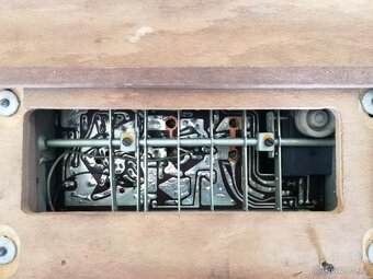 PRODÁM STARÉ RÁDIO ORION R4400 - 4