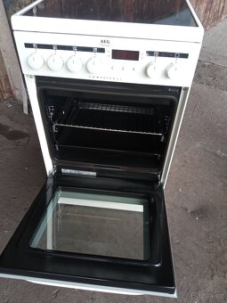 Elektrický sklokeramický sporák AEG - 4