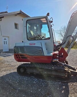 Takeuchi TB 235 - 4