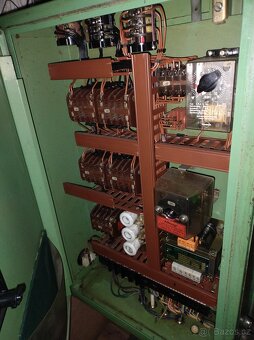 Frezka Hermle FW800, nastrojarksa frezka - 4