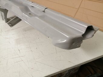 Práh Suzuki Samurai. - 4