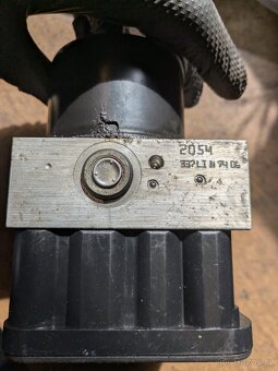 Škoda Octavia 2 jednotka ABS/ESP - 4