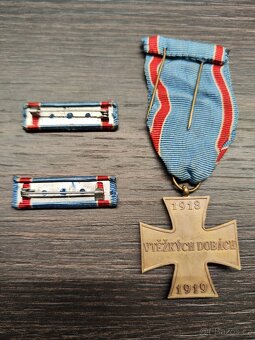 Kříž "V těžkých dobách", ČSR 1938 + 2 stužkovnice - 4