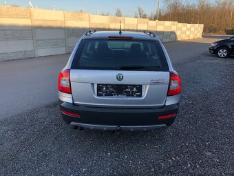 Škoda Octavia SCOUT 4X4 2.0TDI R.V. 2012 Klimatizace - 4