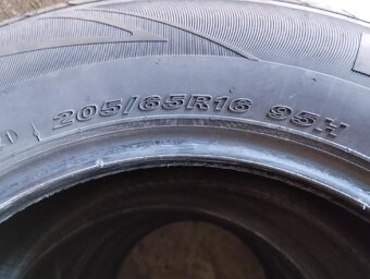 pneu 205/65/r16 - 4